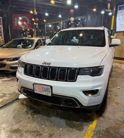 جیپ گراند شیرۆکی